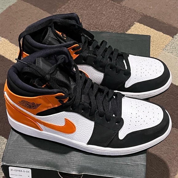 black white starfish jordan 1